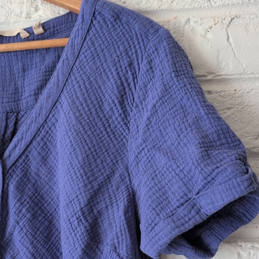Soft Surroundings Blue Textured Button-Front V-Neck Tunic - Picture 2 of 8
